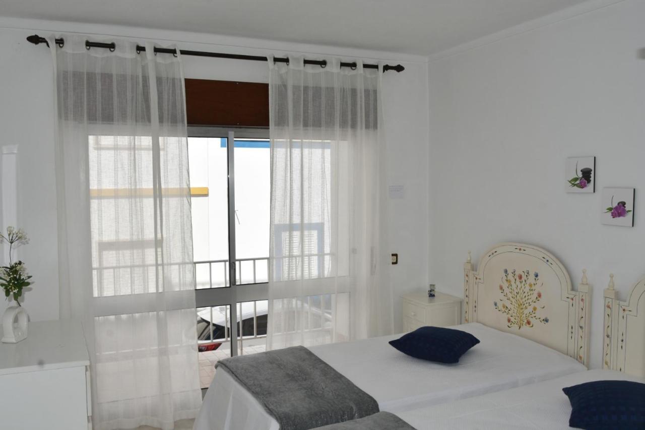 Apartamentos Encosta Do Mar Αλμπουφέιρα Εξωτερικό φωτογραφία