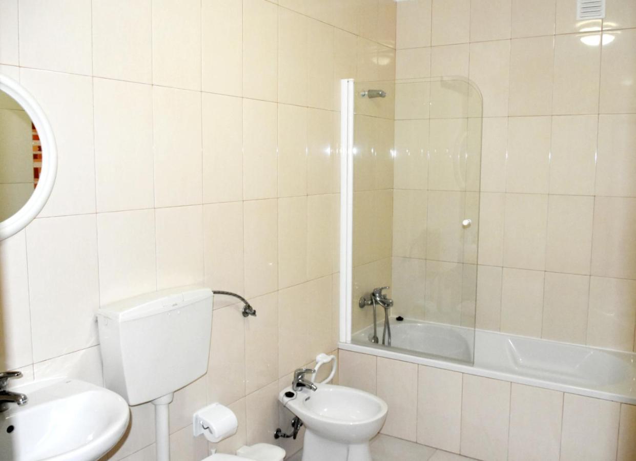 Apartamentos Encosta Do Mar Αλμπουφέιρα Εξωτερικό φωτογραφία
